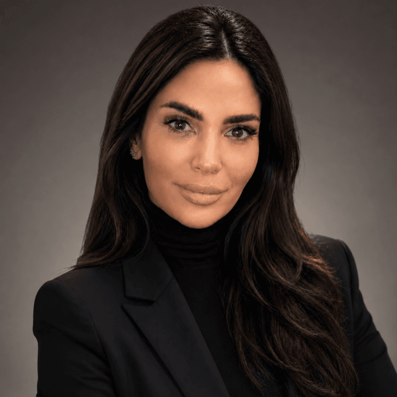 Portrait of Farnaz Jalilvandi, Co-Founder of WhaleLink